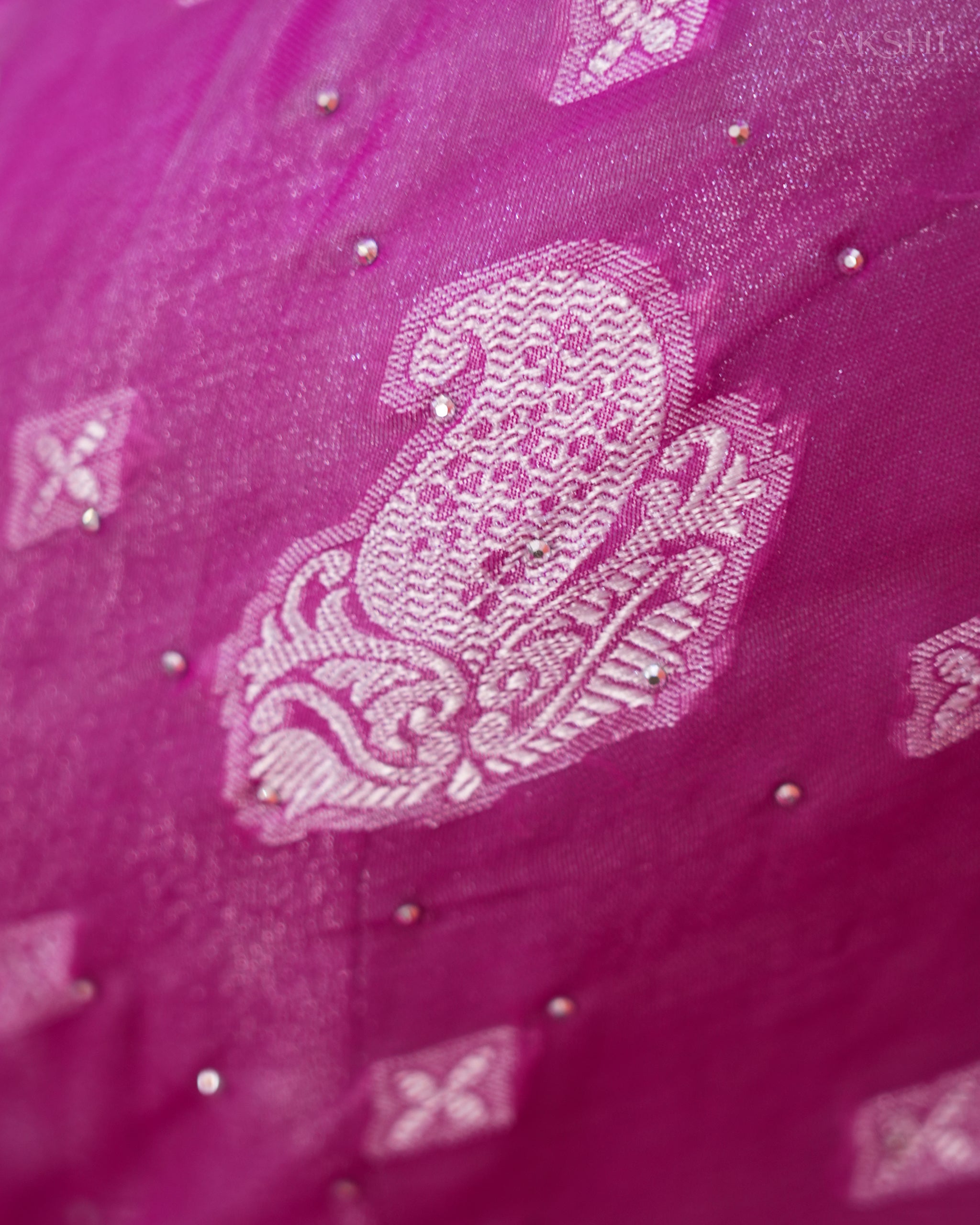 Fuchsia Tara Glow Aura way