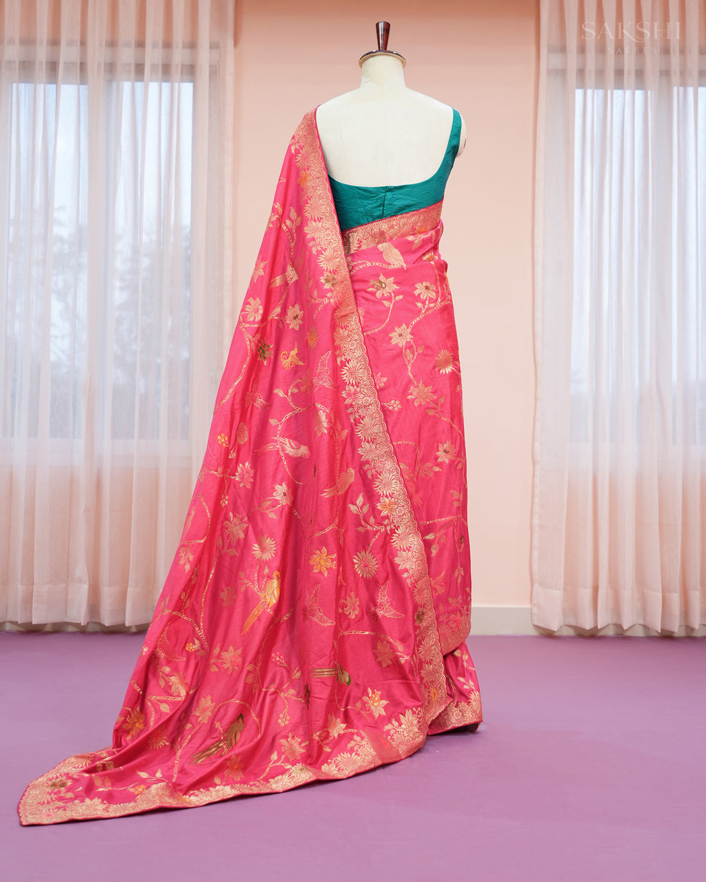 Signature Regal Parrot your Vibe in Onion Pink