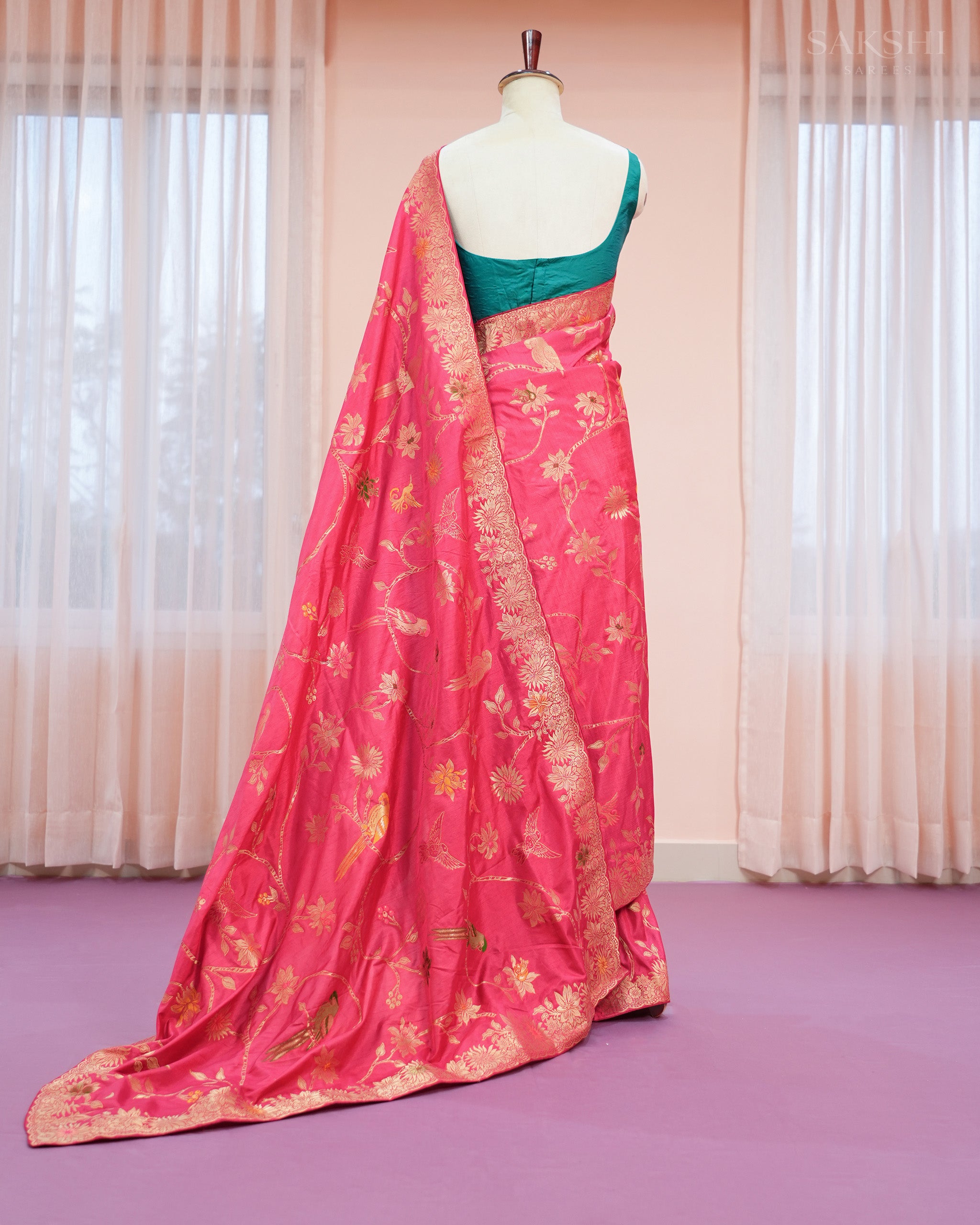 Signature Regal Parrot your Vibe in Onion Pink