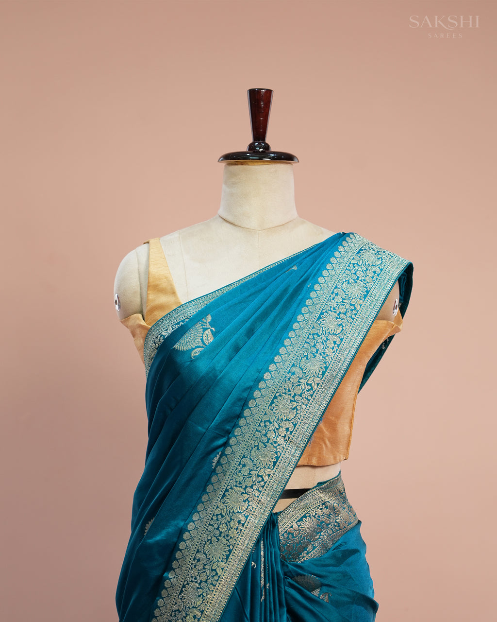 Signature Regal Double Flower Trouble in Light Blue