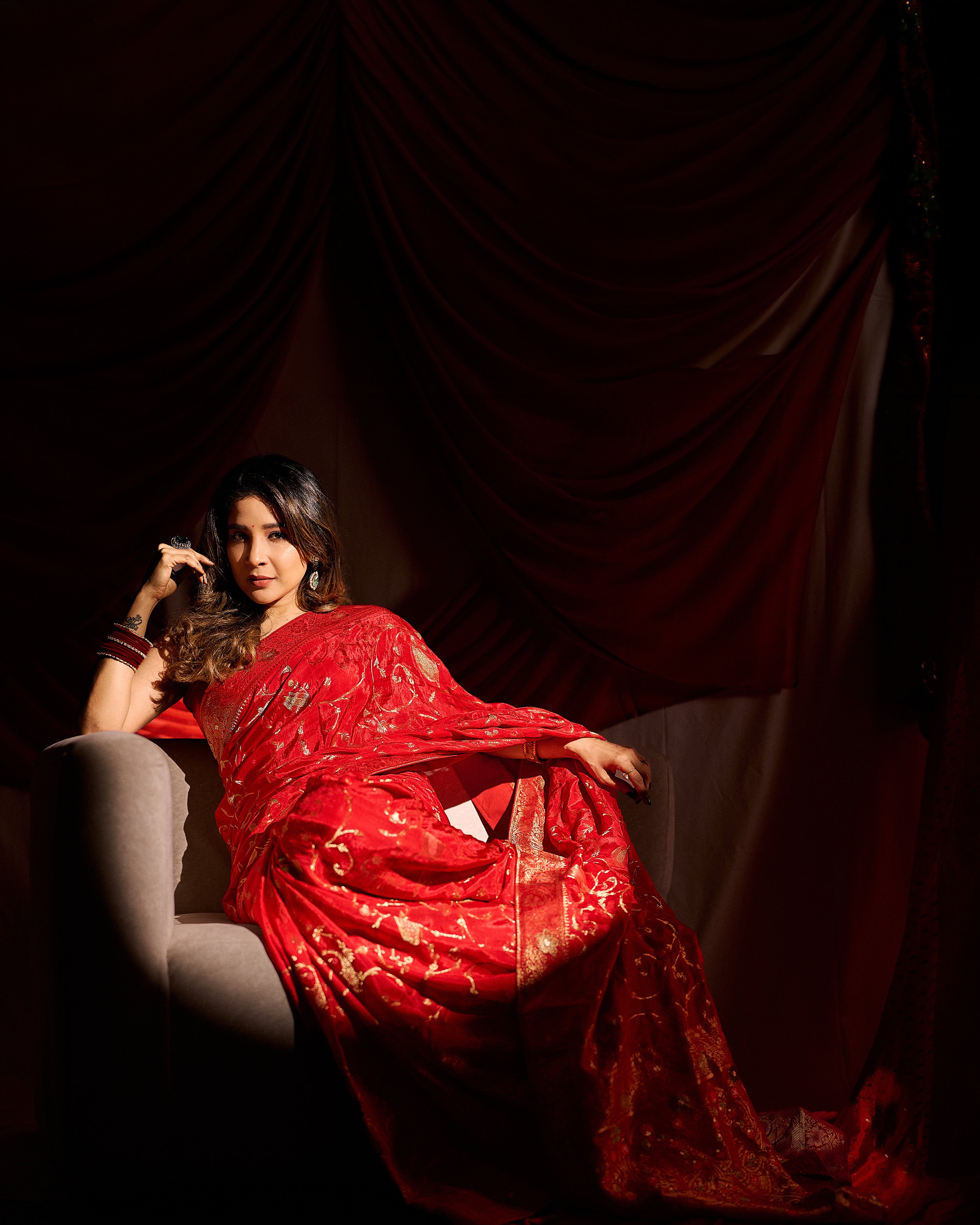 Crimson Aura Seal your Spotlight Shine