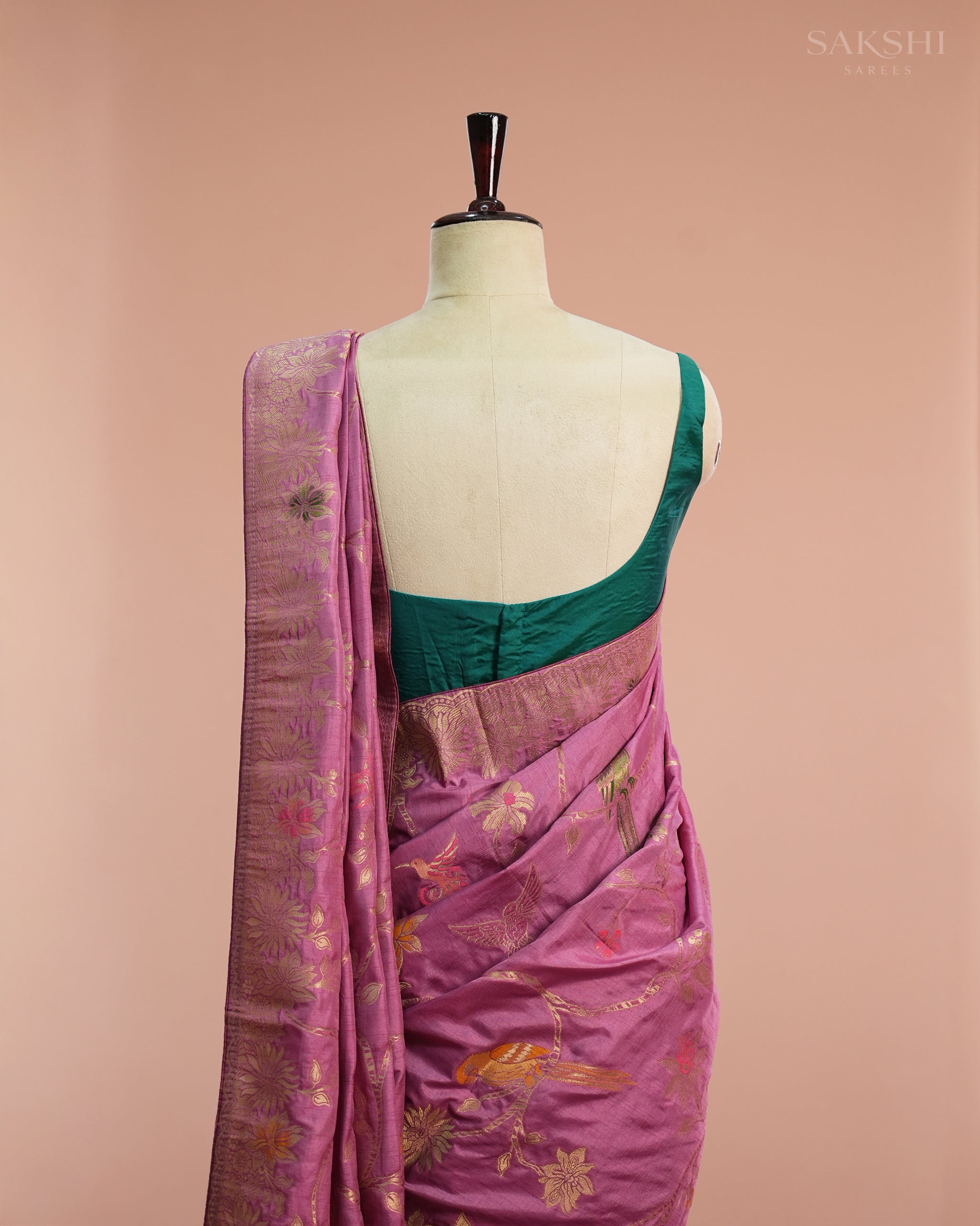 Signature Regal Parrot your Vibe in Pink