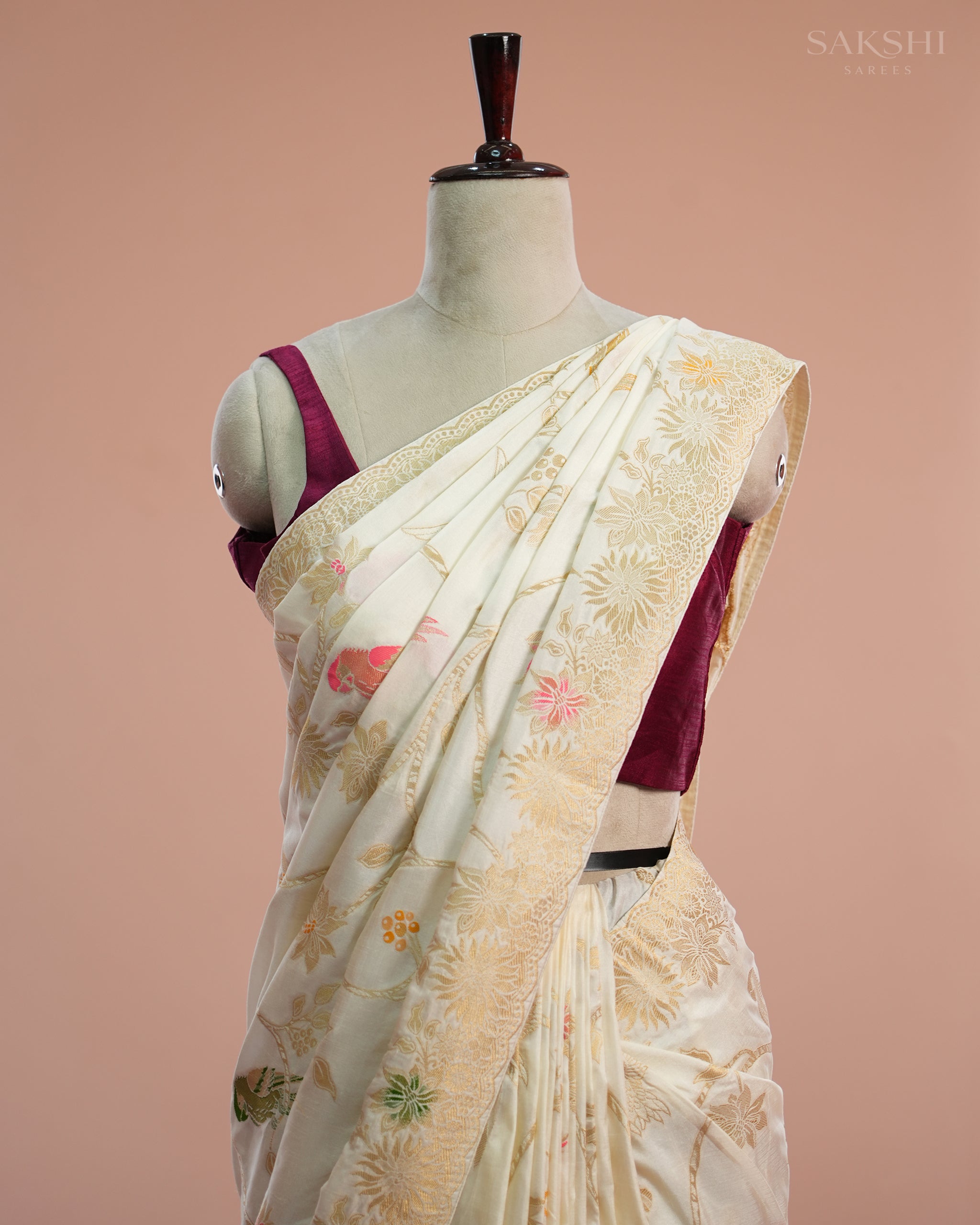 Signature Regal Parrot your Vibe in White