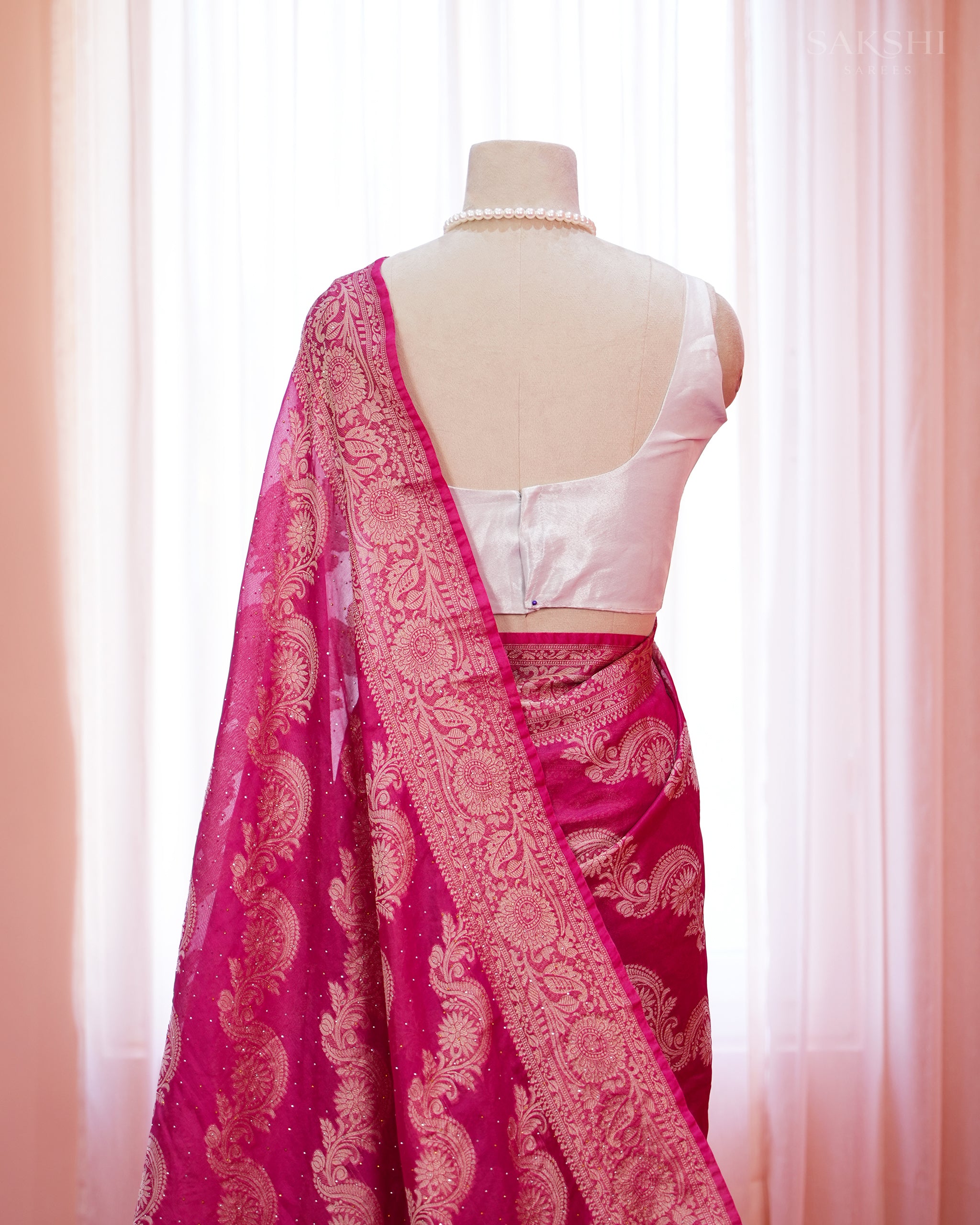 Rouge Aira Glow Aura way