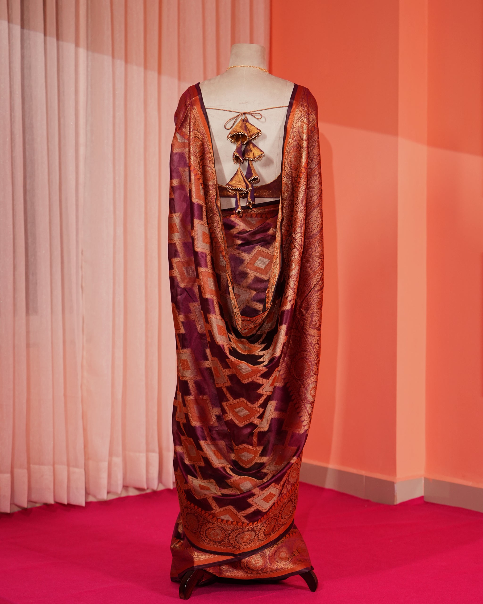 Cocoa Radiance Glow in Chocolate Silk