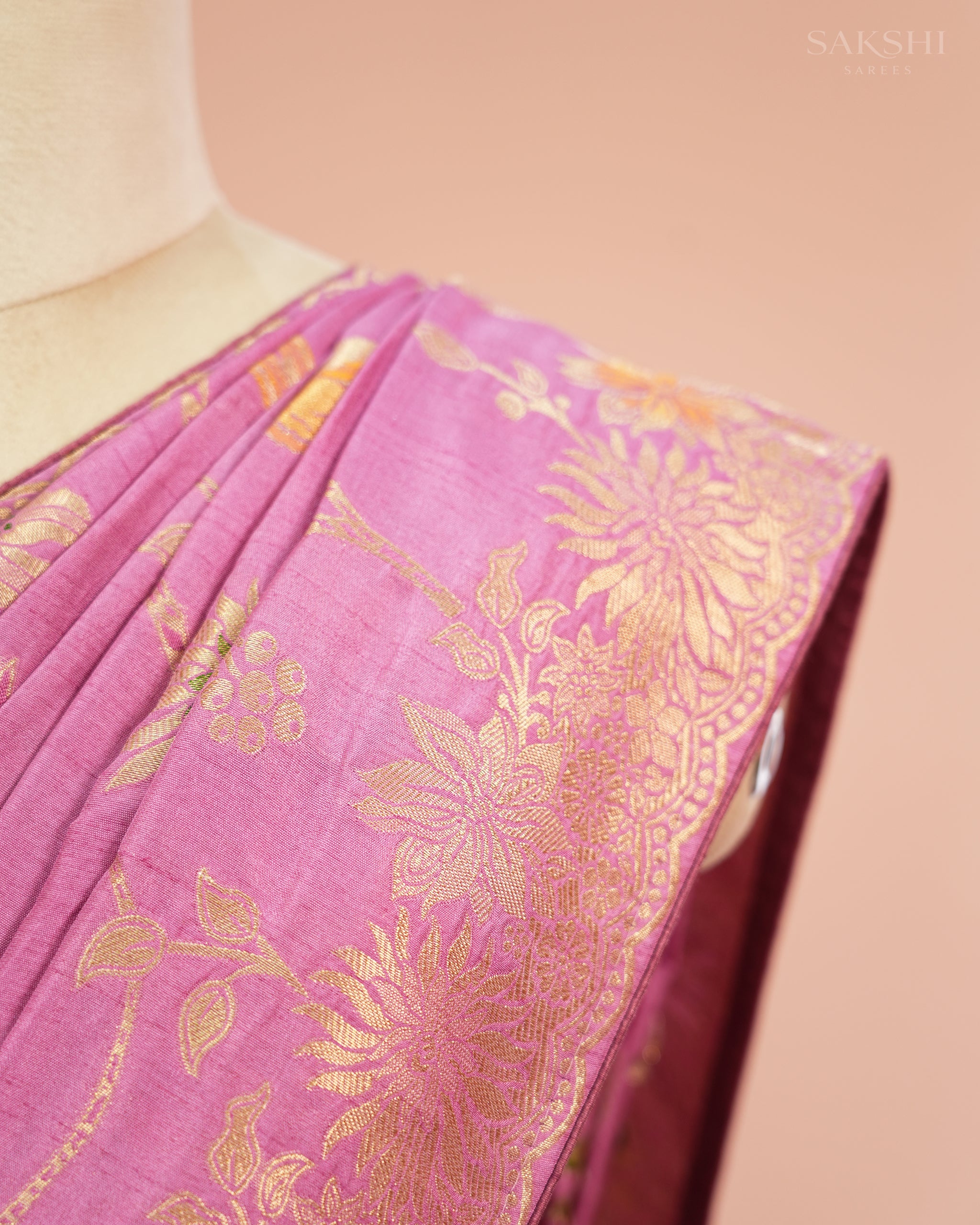 Signature Regal Parrot your Vibe in Pink