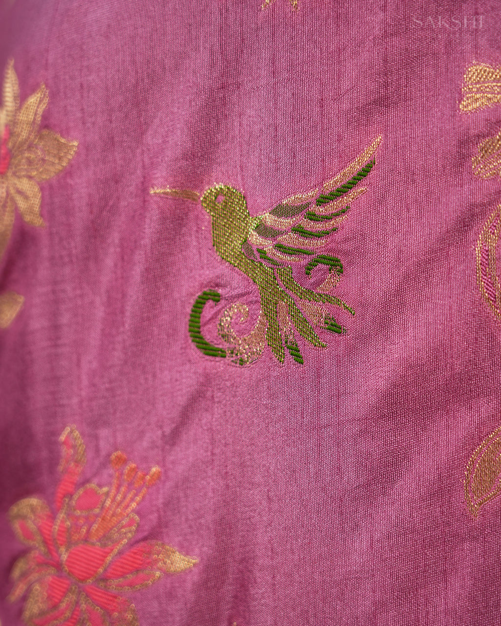 Signature Regal Parrot your Vibe in Pink