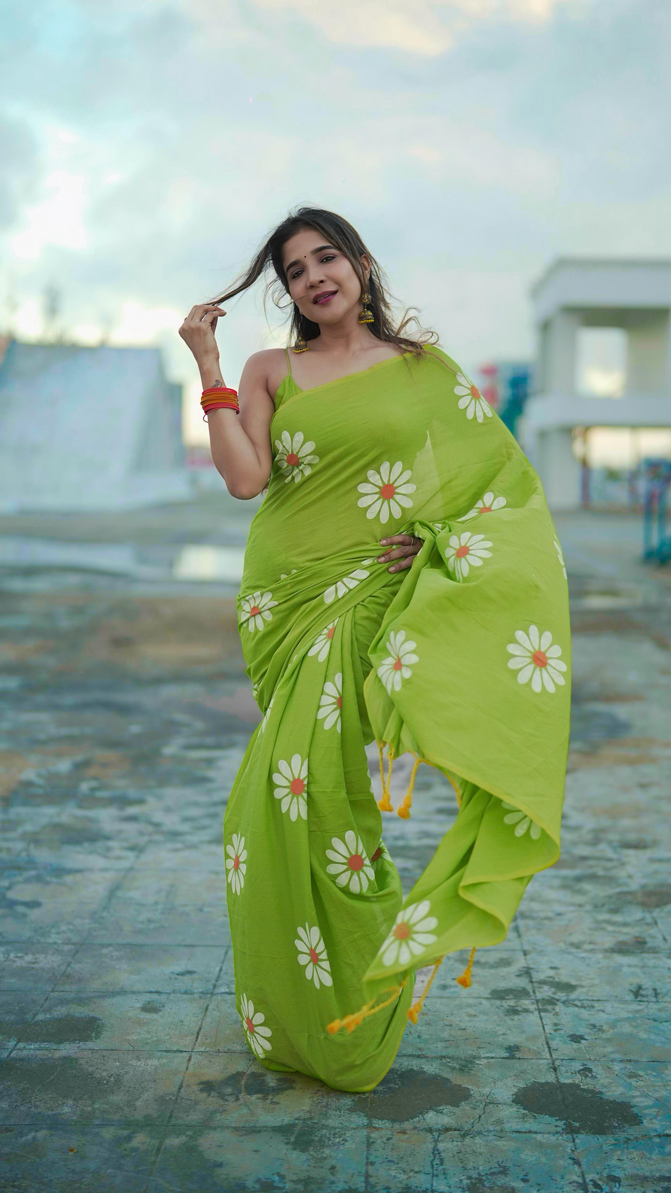 Sakshi Sarees - Exclusive Collective - Paal Kozhukattai Special Hit Youtube