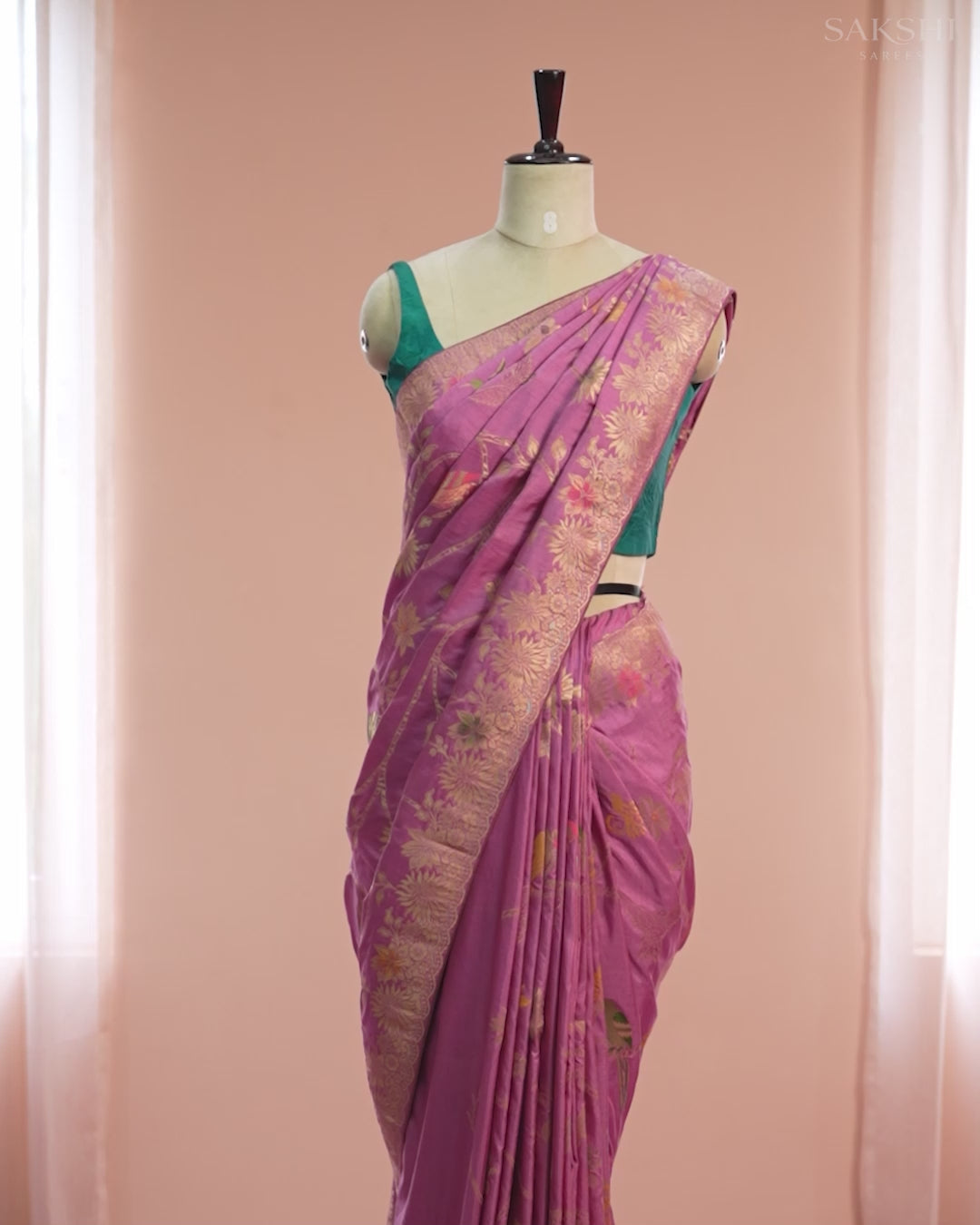 Signature Regal Parrot your Vibe in Pink